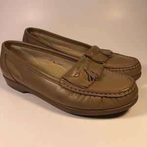 SAS Softie Leather Loafers !